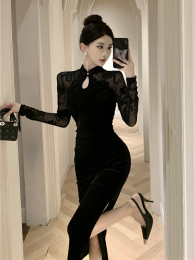 New Chinese improved cheongsam dress dress 2024 new black gauze velvet body wrap buttocks dress spring