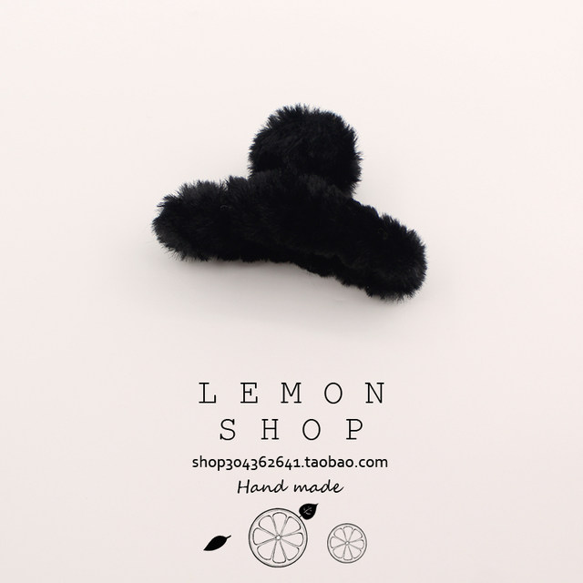 Autumn and winter new furry small size hair clip hair clip girl shark clip back head clip hair clip temperament headwear for women