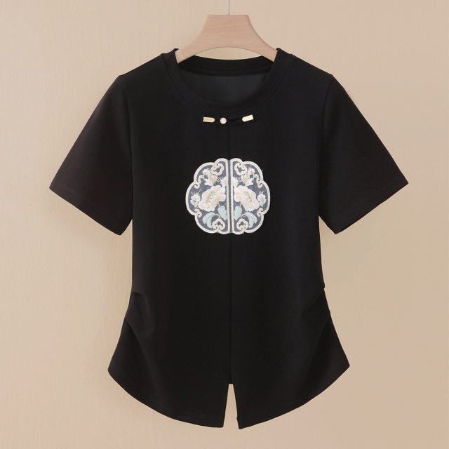 2025 new summer new Chinese short-sleeved T-shirt for women with embroidered round neck slim Chinese style large size loose slim top
