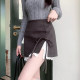 Xiaoyi Xianqiu Winter New Mao Woorser Design Variable Slim Slim Slot Ladder Short Skirt Female A -Blind Skirt