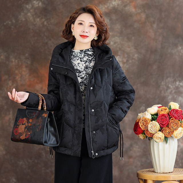 Black goose down jacket official flagship store authentic women's brand 25 new middle-aged mother hooded winter coat