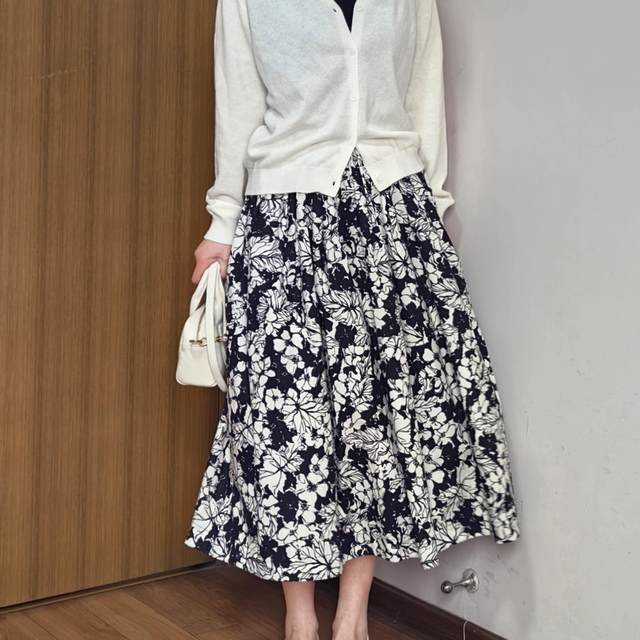 Black and white intellectual printed large skirt retro pocket single layer puffy skirt spring and summer design elastic waist
