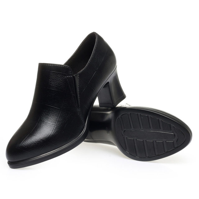 
High heels new autumn thick heels deep-mouth leather shoes without fatigue, comfortable, breathable and elegant middle-aged women's single shoes