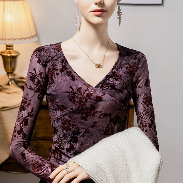 Flocked V-neck top for women slim tie-dye printing 2025 spring new women's pleated fashionable lace base shirt