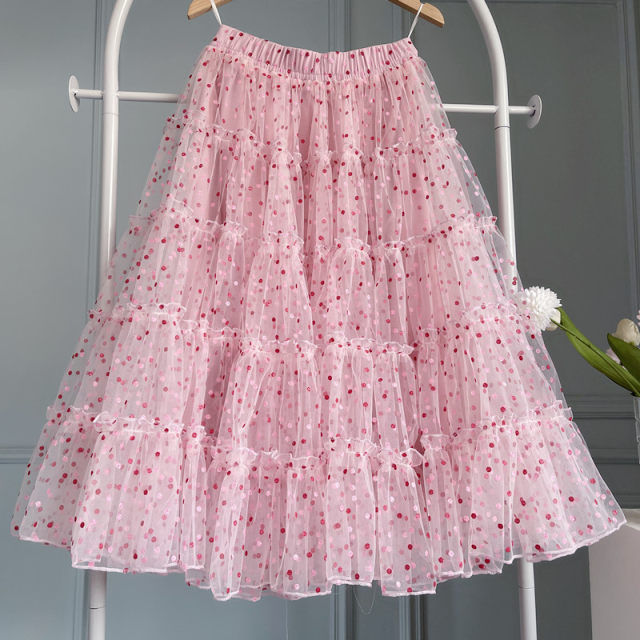 2024 autumn and winter new polka dot polka dot skirt for girls age-reducing mesh mid-length skirt elastic waist high waist heavy workmanship
