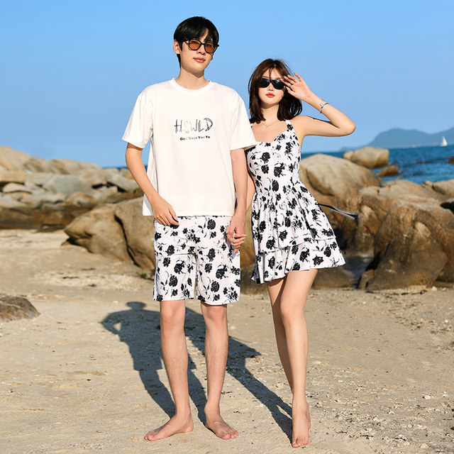 New couple swimsuit, female one-piece skirt, boxer angle, slimming, belly-covering, slightly fat, off-shoulder, men's beach trunks, vacation swimwear