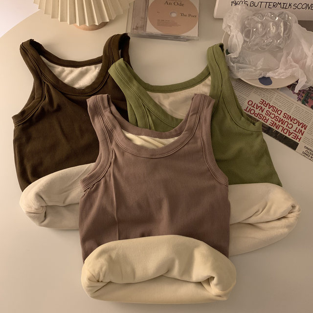 2023 Autumn and winter, add velvet thickened and warm vest female versatile round collars, cold and pure color sleeveless bottoming shirts
