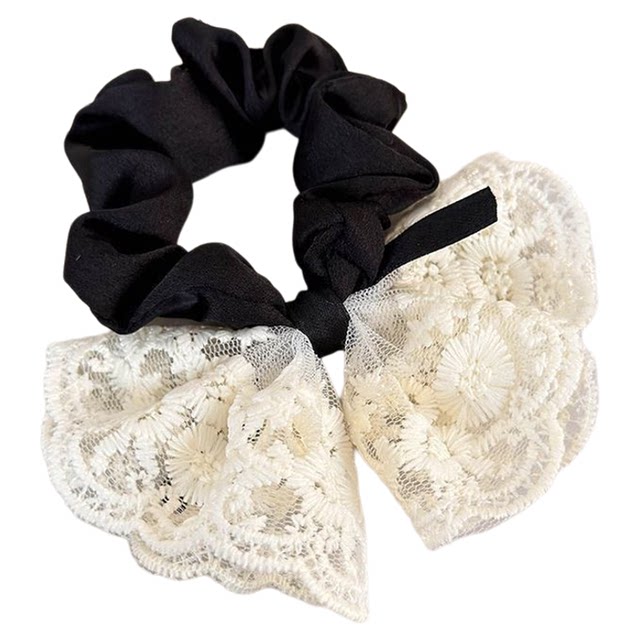 One of the hair circles