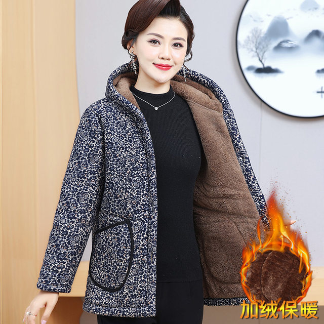 Middle-aged and elderly women's clothing, mother's clothing, floral cotton-padded jackets, elderly's grandmother's clothing, velvet and thickened winter clothing, warm cotton-padded jackets, red