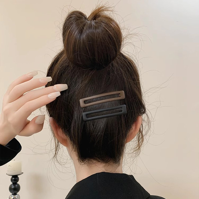 One word clip hair clip front forehead side bangs clip female autumn and winter back of the head broken hair BB clip small card headwear
