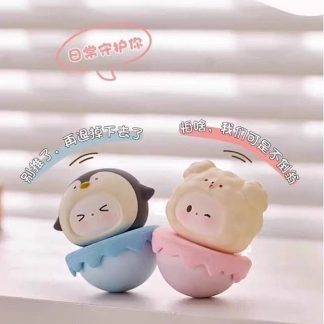 Cute tumbler heals emotions, office desktop small ornaments, workstation decompression artifact, girl gift