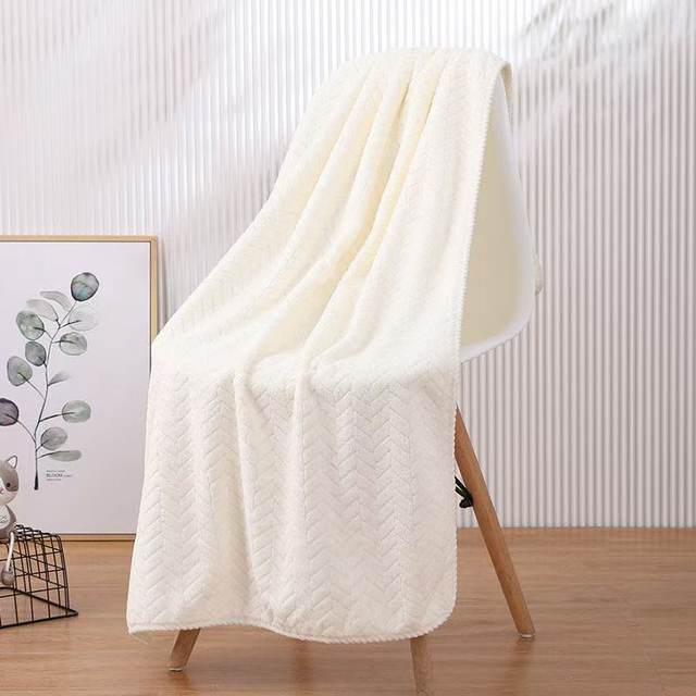 7A antibacterial genuine thickened velvet cartoon bath towel for home use for men and women bathing and wrapping, soft, water-absorbent and lint-free
