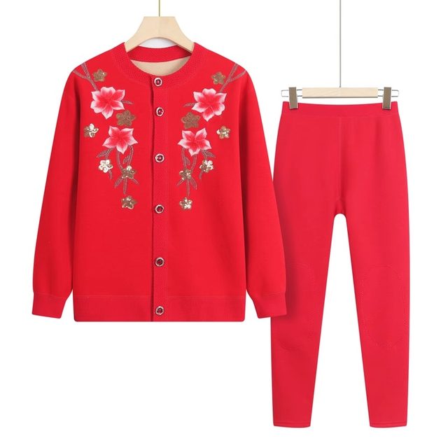 Mother's thermal underwear set with velvet and thickening for middle-aged and elderly women's autumn and winter women's clothes grandma's winter red cardigan