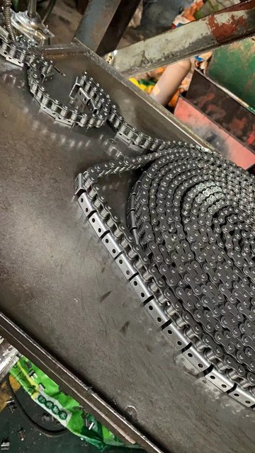 Industrial roller conveyor chain bent plate chain with ears chain 4 minutes 08B5 minutes 10A6 minutes 12A1 inch 16A accessories