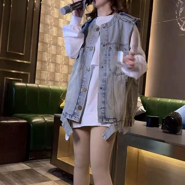 Hong Kong style retro old denim vest jacket for women 2025 spring new loose casual style vest horse clip exterior

