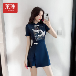 The new high-end temperament of the foot therapy shop is thin national style dress and improved cheongsam beauty club technician work clothes