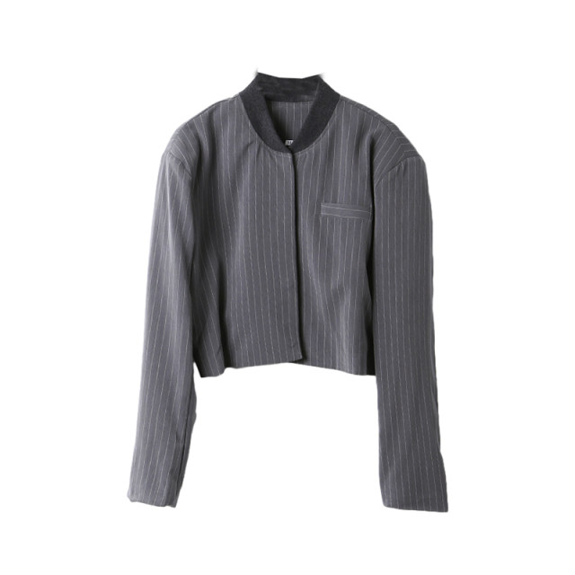 T53 can be equipped with vertical stripes European and American style leisure commute, thin short loose pilot suits suits