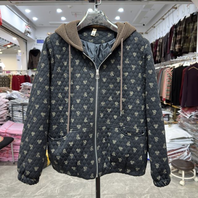 Young mother's hooded quilted printed coat autumn and winter new style foreign style loose casual jacket top for middle-aged and elderly people