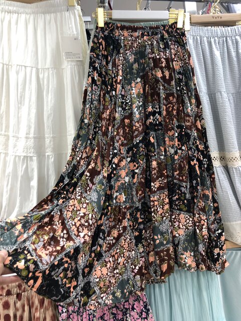 Retro holiday ethnic style colorful floral long skirt for women 2025 spring and summer drooping printed pleated large umbrella skirt
