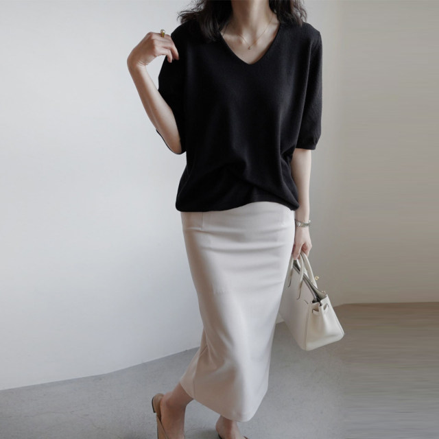 Spot! Korean version of women's spring commuter long skirt solid color simple high waist zipper slit hip-pack skirt G10902
