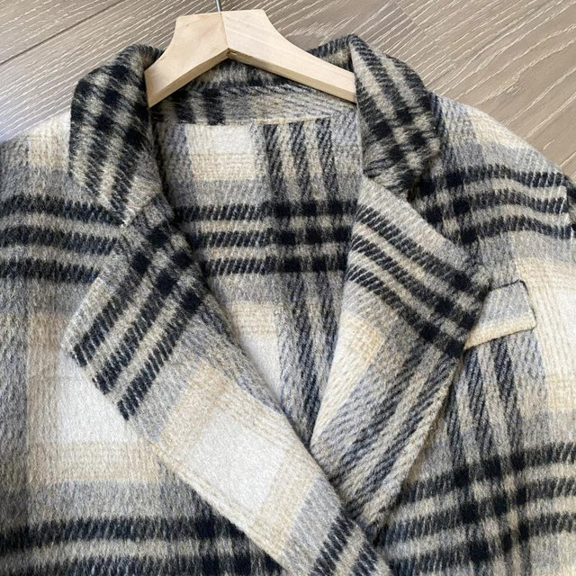 @Autumn and Winter BI coats! Retro and fashionable high-end Korean style plaid loose casual wool coat for women
