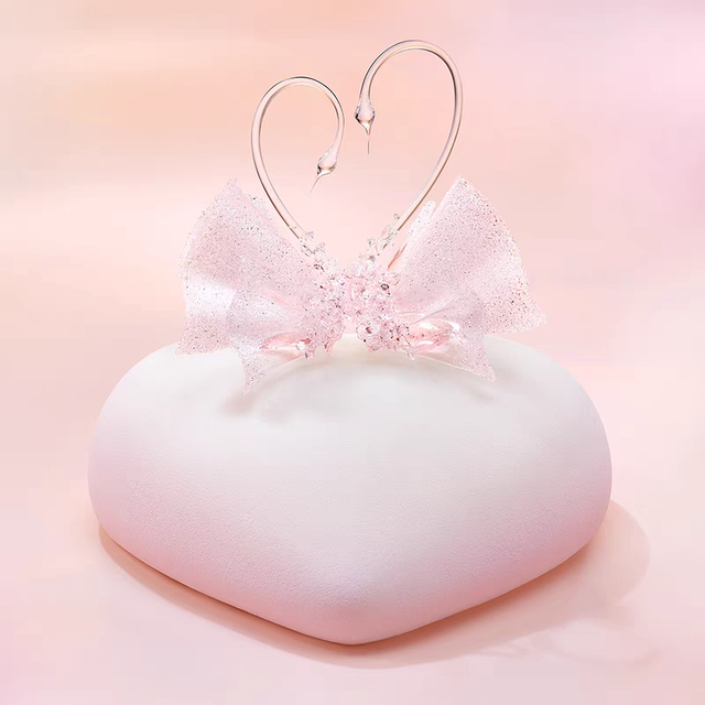 Black Swan Birthday Cake Intra-city Delivery Beijing, Shanghai, Tianjin, Chengdu, Shenyang, Harbin Chocolate