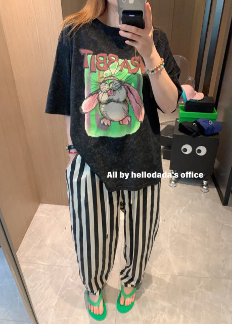 Spot Korean 2025 summer tie-dye black gray green print cartoon silly cute rabbit loose short-sleeved T-shirt
