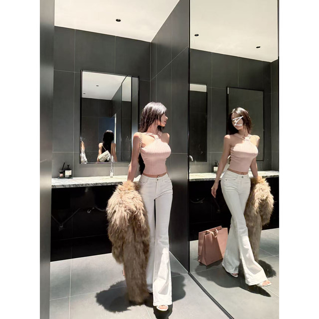 
Dust Deng Deng knitted halter top for women 2025 autumn and winter new sexy inner tube top short camisole