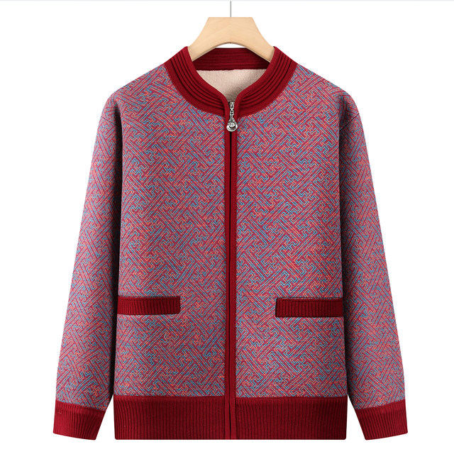 Grandma's autumn and winter clothing, velvet and thickened foreign-style coats, middle-aged and elderly mothers' knitted sweaters, old ladies' clothes