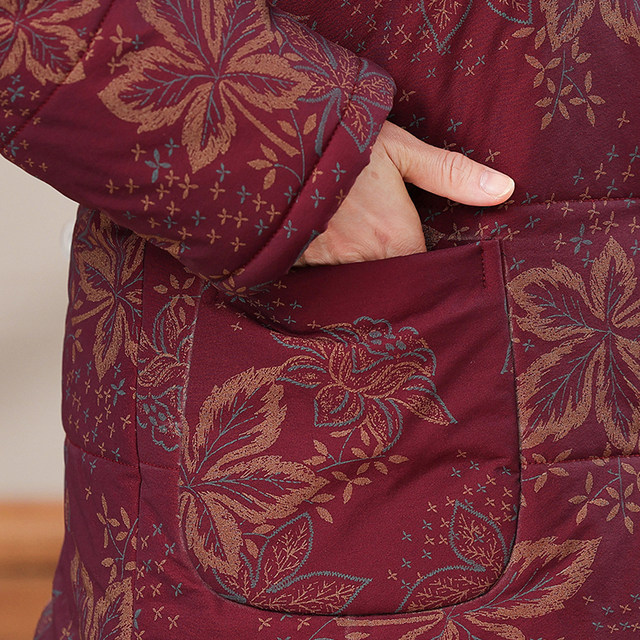Old lady cotton jacket in winter jacket, female mother cotton, grandma in winter plus velvet thick middle -aged and elderly cotton jackets

