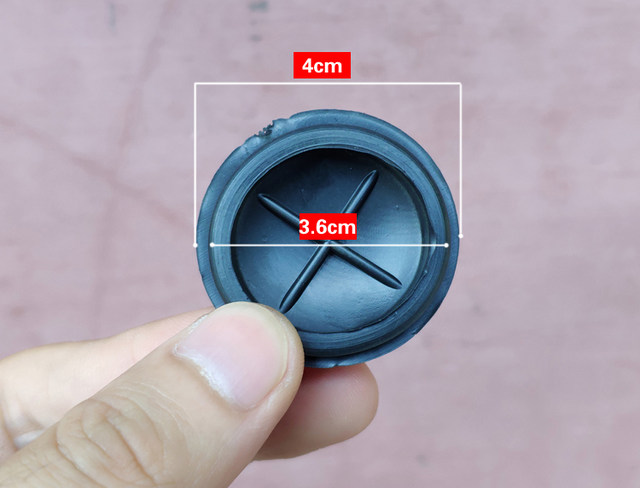 Motorcycle accessories CG125 chain box cover Zhujiang 125/Happiness 125 Jialing 70 curved beam car waterproof round cover plastic cover