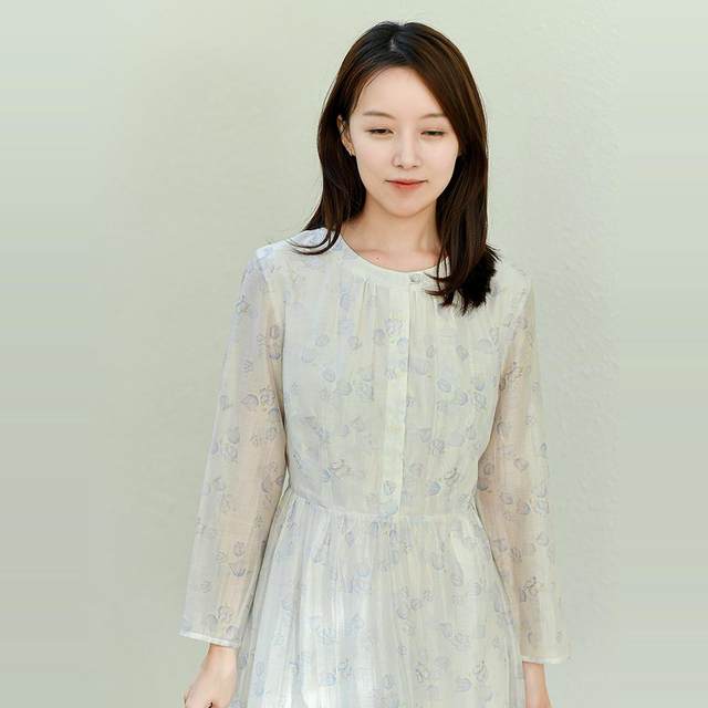 7-24QDC-058 Past and present life gentle and literary round neck printed slim long-sleeved dress