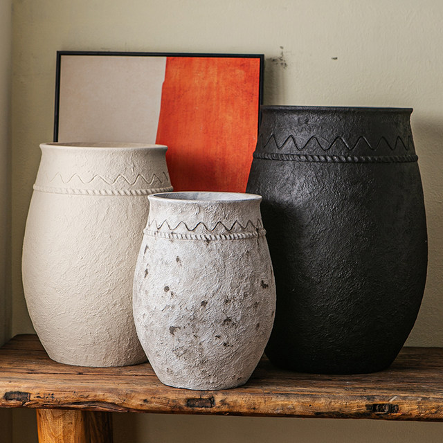 Retro flower pot bottle vintage earthenware jar magnesium mud flower pot flower pot flower pot B&B Wasabi wind black diamond floor decoration ornament
