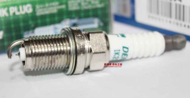 Electric -loaded dual gold spark plugs suitable for MG ZS 1.5L MG7 1.8L 1.8T MGTF 1.8L