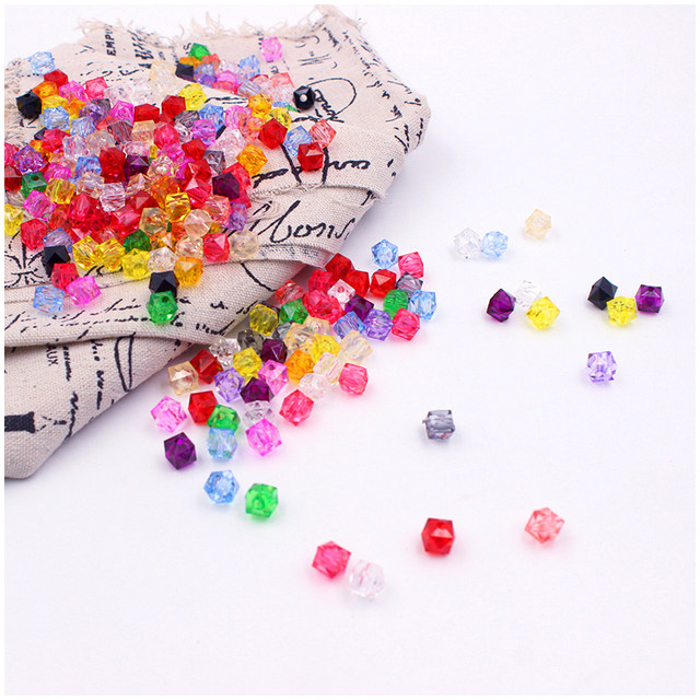 10mm transparent square beads, diamond-shaped beads, beading material, tissue box material package, starry square beads, loose beads, press Jin [Jin is equal to 0.5 kg]