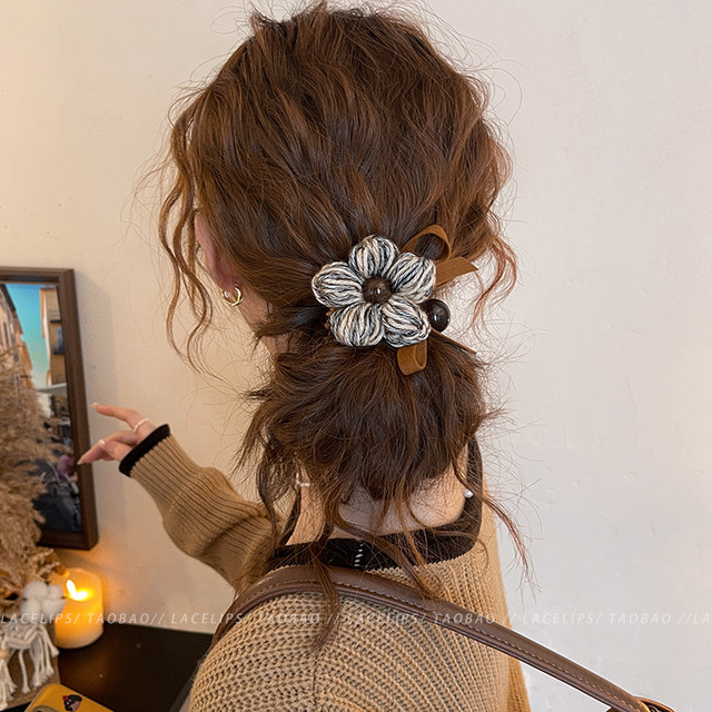 Wool flower bow hair tie for women, high-end, lazy, wind-tied ball hair rope, retro headband, autumn and winter hair accessories