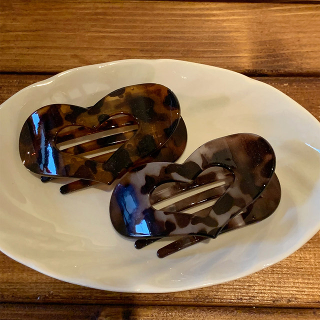 No kowtow! Korean style leopard print flat love clip hairpin for women on the back of the head, duckbill clip, hairpin, hairpin, hairpin