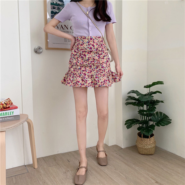 Pear-shaped floral skirt for women in summer large size high-waisted ruffled short skirt covering hips to make them look slim fish tail hip-covering skirt