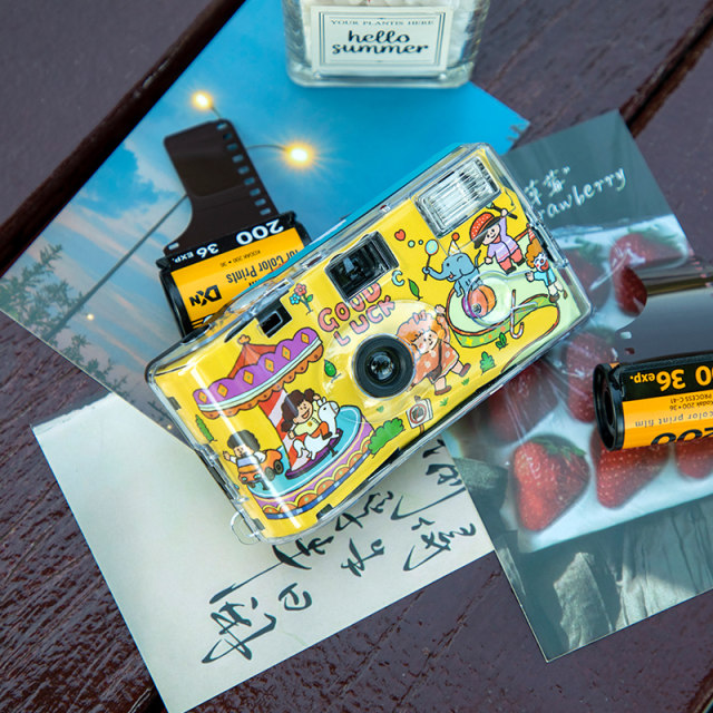 <Let’s take a walk> Creative illustration of disposable film camera half frame 12 photos with flash birthday gift for women