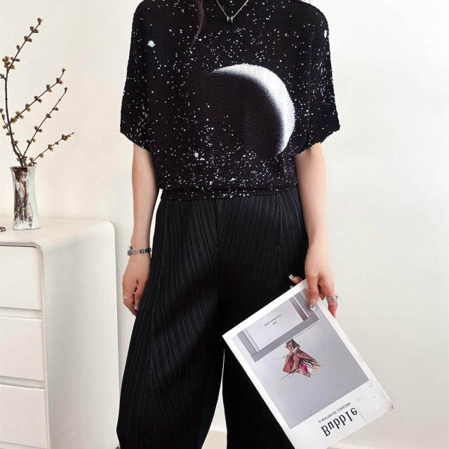 Fashionable Moon Print Contrast Color Half-Sleeve T-Shirt Women's Spring and Summer New Loose Comfortable Stand Collar Pullover Top Thin