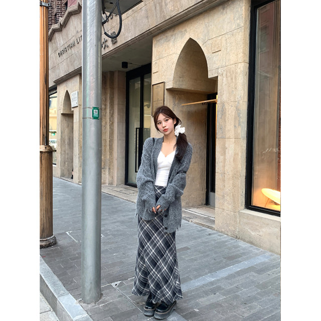 Adan gray plaid skirt autumn and winter Korean style high waist slim and versatile temperament commuting A-line fishtail skirt for women

