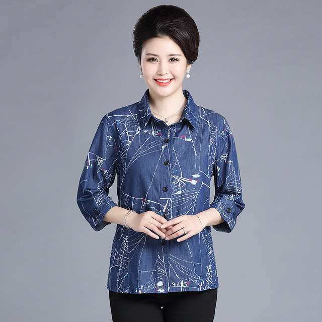 Middle-aged and elderly women's denim shirts mother's spring and summer pure cotton shirts women's three-quarter sleeve loose thin coat tops