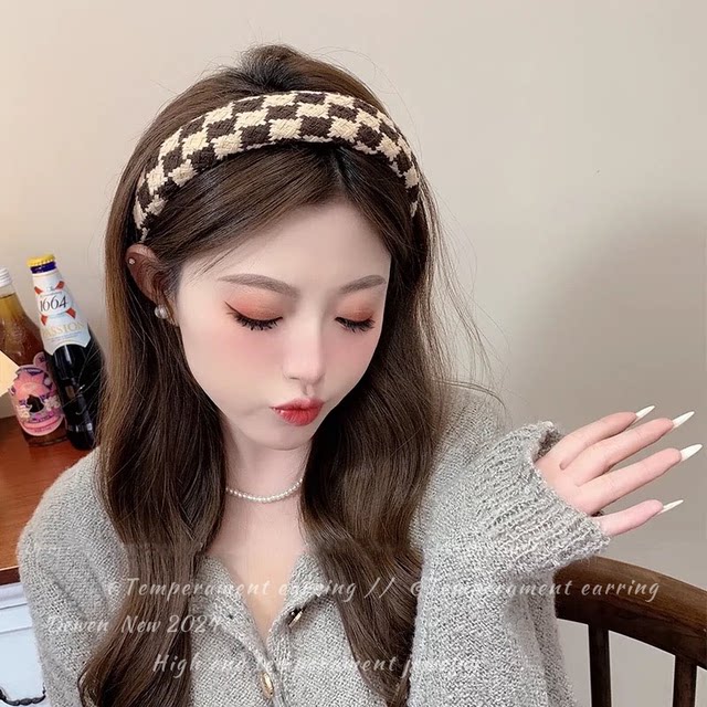 High skull top coffee color hair hoop women's autumn and winter Meirad's head hoop hair bundle high -level induction cable pressure hair card headgear
