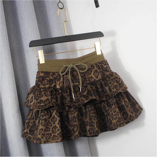 Pumping rope with hot girl ruffled puffy skirt women autumn and winter anti -suede high -waist skirt leopard cake skirt
