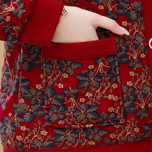 Autumn and winter large size grandma plus velvet 200 Jin [Jin equals 0.5 kg] plus fat plus size middle-aged and elderly women's warm fat mother's jacket