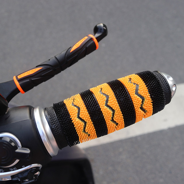 Motorcycle modification accessories handheld rubber cover electric bicycle handler anti-slip anti-sweat rubber cover fur handler cover