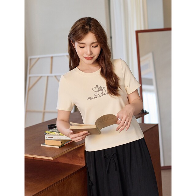 Front shoulder slim round neck puppy embroidered short-sleeved T-shirt for women in summer fat mm large size women's slim top sweet
