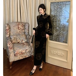 Large new Chinese style national style velvet cheongsam dress spring dress fatmm high waist skinny retro long skirt