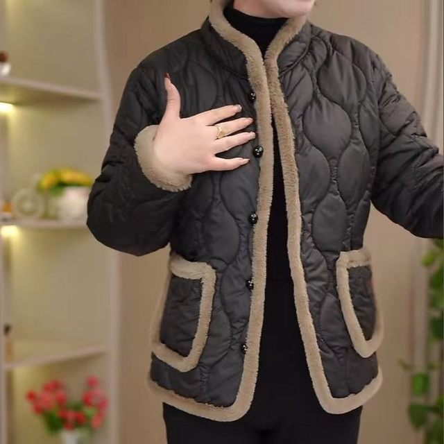 New style autumn and winter velvet warm cotton coat for middle-aged and elderly women, mother's winter coat, small fragrant style jacket, foreign style short top