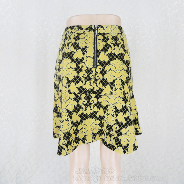 100 yuan 2 pieces! C*FON women's autumn and winter lotus leaf skirt printed bag hip skirt skirt short skirt QG807
